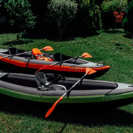 ゲストハウス Gemenc Vendeghaz