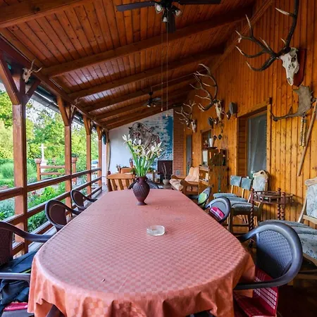 Gemenc Vendeghaz ゲストハウス Hercegszántó